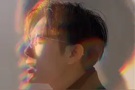 “其实布洛芬也不知道你哪里疼 ”#音乐 #唱歌 #文案