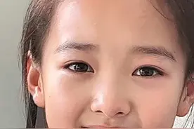 #骗你生女儿 #治愈系笑容 #萌娃 #最美童声 #我养的人和养我的人视频封面