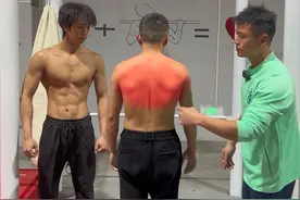 入门单杠的正确训练方法。#健身干货 #可乐健身 #健身小白必看经验视频封面