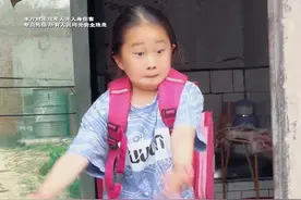 小孩回家撞见小偷，危机时刻小朋友巧用智慧让小偷放松警惕，随后用调虎离山之计困住小偷！#儿童安全 #儿童安全教育 #小偷#孩子你无敌了 #父母必看系列视频封面