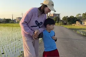 湖北嫁台湾，老公老人家，头秃，头发白？ #远嫁视频封面