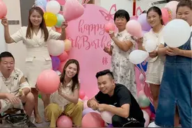 一家人给女儿精心布置生日场景，被爱包围的感觉真的太幸福了，见过爱的模样她以后才会更懂得怎么去爱别人！#过生日要有仪式感 #记录真实生活视频封面