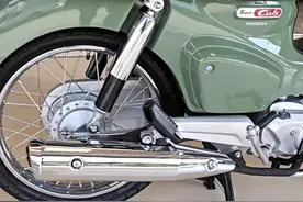 本田2023款弯梁摩托，幼兽110，油耗低易操控，高颜值，代步首选视频封面