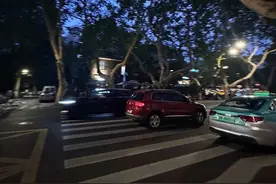 “做人怎么能忙到这种程度.”