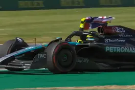 Get in there Lewis！ #汉密尔顿#刘易斯汉密尔顿视频封面