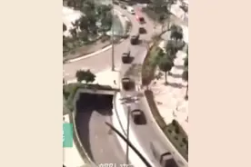 @🇨🇳駐港澳兵🇭🇰🇲🇴 #"哇，部队来了！""都是帅小伙！"还记得17年那场可怕的台风"天鸽"吗～