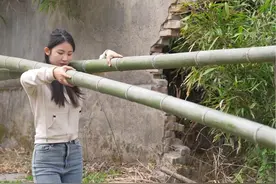 将一根粗粗的竹子，通过种种复杂的工序，编织成各种各样竹篮，不得不佩服古人的智慧，虽然我做的不是很精致，但是以后可以提着自己做的菜篮子去买菜了😄