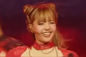 Lisa科切拉最新表演舞台完整Money #lisa