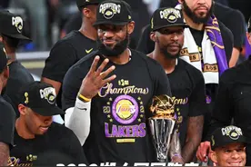 20年夺冠的#湖人 ，阵容到底有多豪华？#詹姆斯 #戴维斯视频封面