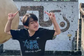 好玩又好吃的佛山，下次还来～#王祖蓝大世界里的我巡回演唱会 #佛山嘉年华 #心动打卡指南 #我收藏的夏天 #2025高考必胜