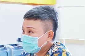 小宝宝夜里容易醒，还总是扭动，到底是为什么？ #人类幼崽 #宝宝护理 #育儿经验分享 #家长必读 #育婴知识视频封面