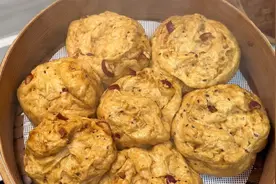 拍了红糖的下周试试做红糖馒头！我每个月都会蒸两次，松软好吃