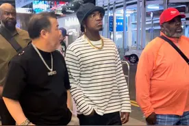 我是Neyo我爱中国🇨🇳 #neyo #歌手 #歌词句句入心 #歌曲 #美国歌手