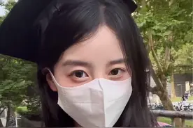 一个粉领轻轻的碎了#粉领学士服 #晒晒你的毕业服领子颜色视频封面