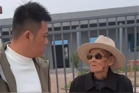 《集市风云》 第四十三集 你一半我一半，永远都是好伙伴。 #剧情 #集市风云 #钓鱼