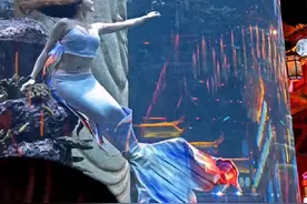 错过谁都可以，错过我不行...#美人鱼表演 #人鱼小西门 #在水下呼吸 #人鱼公主