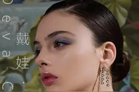 球花莫妮卡贝鲁奇的女儿——戴娃·卡索 生涯首秀R级演出视频封面
