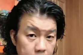 时间过得真快，一转眼牛市已经一周年了，记得去年今天我还在爬山唱歌，准备把股票留给下一代#老徐吐槽 #股民日常