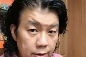 时间过得真快，一转眼牛市已经一周年了，记得去年今天我还在爬山唱歌，准备把股票留给下一代#老徐吐槽 #股民日常