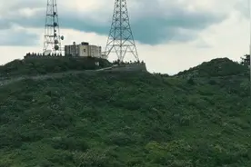 前往梁王山，想要俯瞰一下抚仙湖 没想到发现这么酷的废弃雷达站视频封面