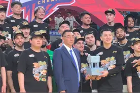辽篮总冠军三连冠王朝庆祝实况 #辽宁男篮 #cba总决赛视频封面