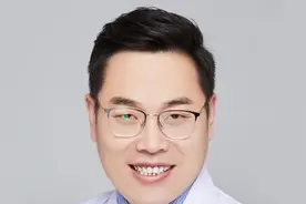手麻怎么回事？#手麻 #腕管综合症 #肘管综合征 #硬核健康科普行动视频封面