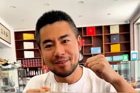 全世界登顶珠穆朗玛峰次数最多的人是谁？他运气好还是实力强？ #29次登顶珠峰 @安徽十峰视频封面