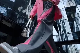 #手机摄影教学 #怎样运镜能拍出高级感 #摄影教学 #第一视角 #手机运镜视频封面