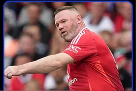 青春再现！38岁#鲁尼 任意球直挂死角，诠释无解脚法 #曼联 #新爱体育抖音直播英超视频封面