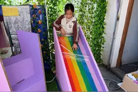 小学生的秘密基地 今天听粉丝建议把滑滑梯涂上颜色 #童趣时光 #满级小孩 #小妹爱搞怪 #