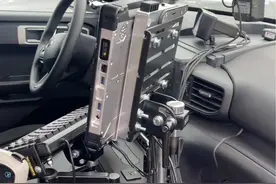 一分钟带你了解美警车装备#美国警车 #汽车知识分享视频封面