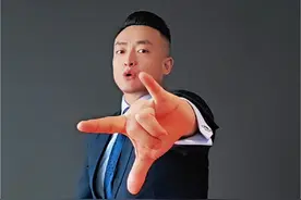 考研查分VS上岸 2月24日起，全国各地将陆续发布2025年硕士研究生招生考试（初试）成绩。考生可登录研招网、校院官网等平台进行查询成绩。祝大家金榜题名，梦想成真！#考研查分 #考研人查成绩状态 #25考研 #考研成绩 #东方红🔥视频封面