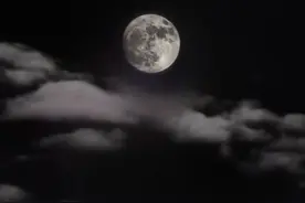 超级月亮拍摄教程 两种月亮拍摄技巧，简单易学又高级#手机摄影 #拍月亮 #超级月亮 #拍摄技巧 #夜景
