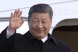 习近平圆满结束对俄罗斯国事访问并出席纪念苏联伟大卫国战争胜利80周年庆典视频封面