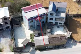 原本宅基地一人一半的，没想到弟弟就要了那么多，哥哥无话可说只能建堵围墙，哥哥这样做对吗？#回老家建房