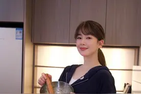 怎么肥事，怪好吃的～#厨房日常#擂辣椒皮蛋#湘菜#家乡菜