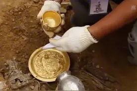 一南宋古墓出土数件珍宝 保存完整史无前例视频封面