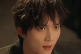 太奶奶变成重孙的媳妇了🤣🤣#夫人她专治不服 #李柯以 #王培延 #新剧来袭 #你是凭实力刷到的