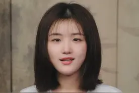 这片流落海外的甲骨，是目前发现的唯一刻有甲骨文的虎骨！#甲骨文 #文物 #历史故事视频封面