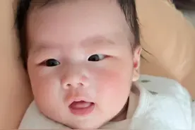 二月龄结束了，给大家分享下二月龄宝宝会出现的情况。进入三月的了！终于快100天了！#育儿经验分享 #带娃 #宝爸带娃 #二月龄宝宝