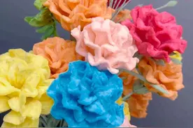 母亲节送给妈妈的礼物 扭扭棒康乃馨教程 妈妈是个好人，岁月你别伤害她！愿所有母亲都能平安幸福，健康长寿#爱手工爱生活 #手工艺品 #我的手工作品 #手工花制作 #花艺作品视频封面