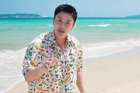 看似平静的海边也有隐藏的危险，海边游玩一定要看好小朋友，不要轻易下水！#心动打卡指南