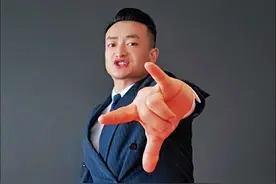 TES VS HLE 2025英雄联盟全球先锋赛即将收官！迎来TES终极战，逆袭Or尽孝，今夜就看TES化身电竞陀螺，要么被HLE抽到螺旋升天，要么逆天改命抽碎质疑！LPL最后的希望，TES加油！祝你们好运！#2025全球先锋赛 #TES对战HLE #TES #faker #东方红🔥