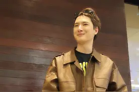 所以那个神秘艺人有没有认识的啊？#我的追星日记  #泰星 #krist暖暖 #他泰