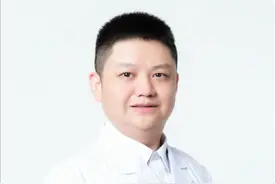 身上为何总是青一块紫一块？#身上为何总是青一块紫一块 #硬核健康科普行动 @抖音医疗健康小助手视频封面