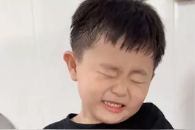 这胆量怎么忽大忽小的呢？#隔壁刘奶奶#隔壁刘奶奶对讲机