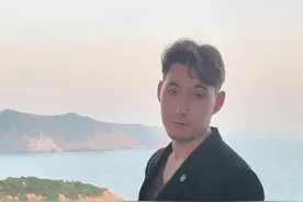 以后不用出国了，来广东珠海就可以感受马尔代夫#上珠海海岛过NEWYEAR #各省携年夜饭申请出战#舌尖上的料音#家多年货腔调视频封面