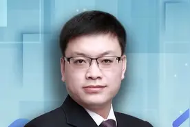 有何警示和反思？ 等待939天的庭审：被“指居”者死亡，8名办案人员被控刑讯逼供（南方周末）#攀谈天下视频封面