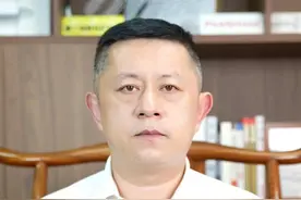 北大教授许晨阳离开的三个原因 北京大学教授许晨阳离开的三个原因#许晨阳 #许晨阳为何离开北大 #北京大学