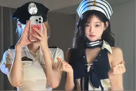 跟你的姐妹一起拍！ #巴斯巴斯随性摇挑战视频封面